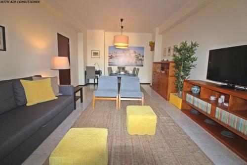 Bombarda House & Home