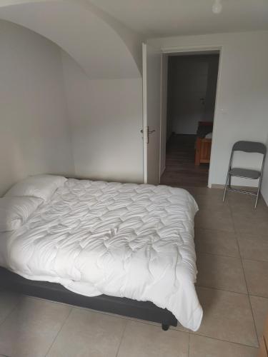 Bonjour appartement T2 neuf.
