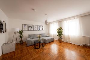 Bonnystay Gallery: Central, Kitchen, Wlan, Parking