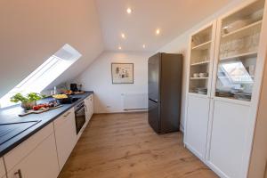 ☆BONNYSTAY - Modern - Zentral - Kitchen - 6 Pax - Garage - Netflix - Work Space