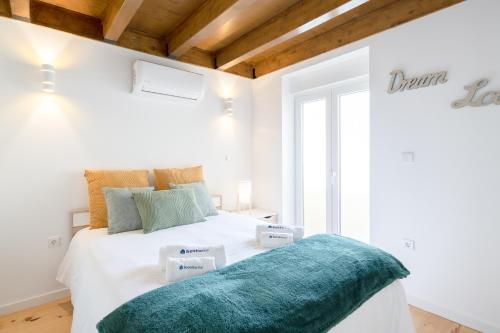 BonPorto 381 - Charmy Duplex with Stunning Courtyard