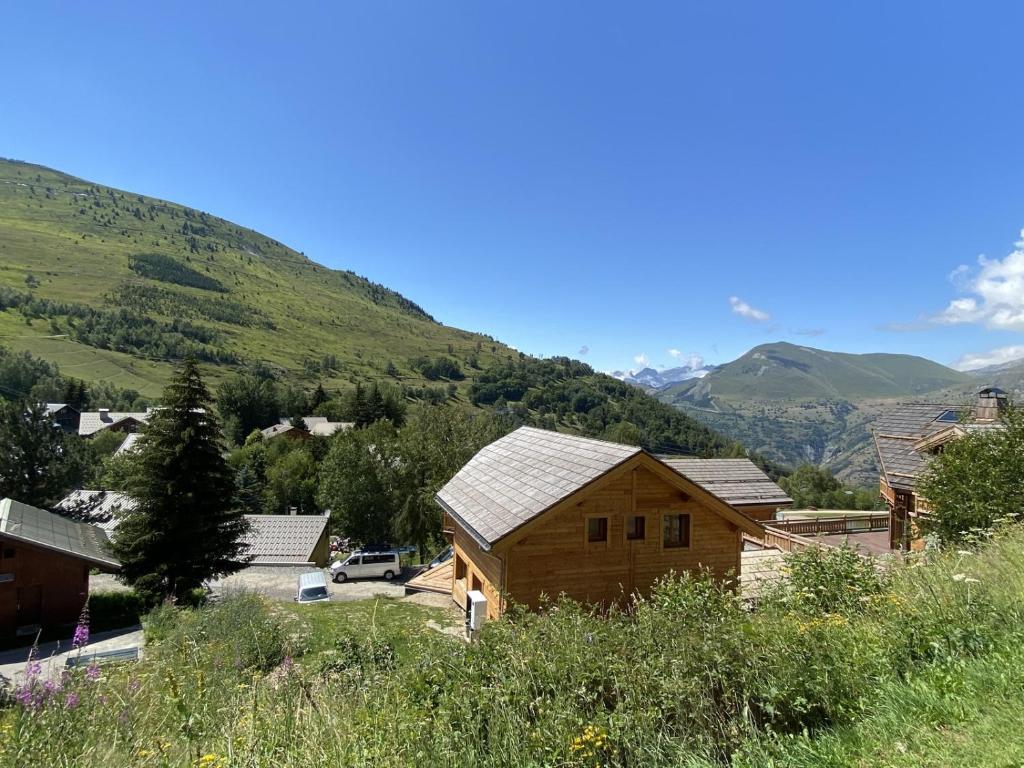 Appartement Boost Your Immo Les Deux Alpes 353 Arc en Ciel Route du Petit Plan 38860 Les Deux Alpes