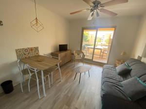 Appartement Boost Your Immo Six Fours les Plages Drakkar 751 618 CHEMIN DE LA REPENTANCE 83140 Six-Fours-les-Plages Provence-Alpes-Côte d\'Azur