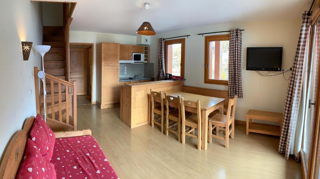 Appartement Boost Your Immo Vars Chalet Des Rennes 210 DOMAINE DE FONTBONNE 05560 Vars