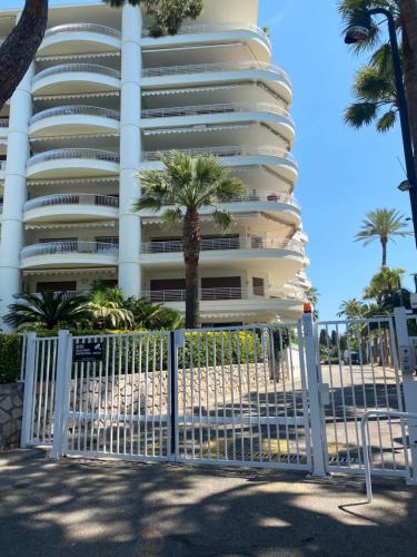 Appartement Appartement bord de mer 106 Boulevard de la Croisette Cannes