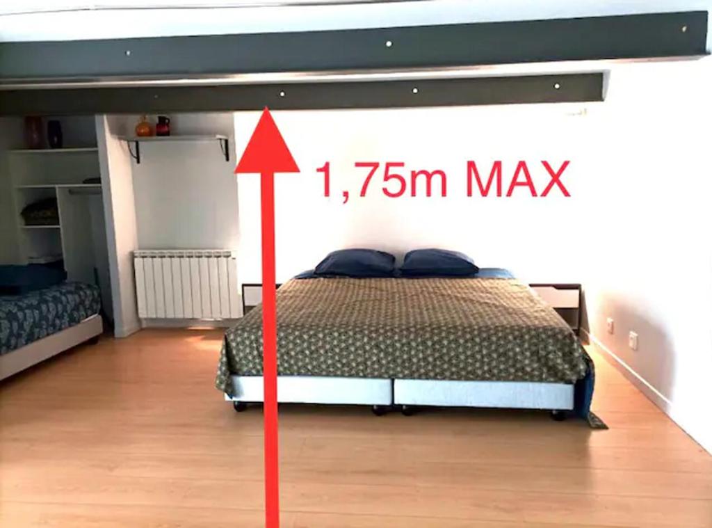 Appartement Bordeaux centre historique: Charmant Duplex Airbnb#20 Bat E 68 Rue de la Rousselle 33000 Bordeaux