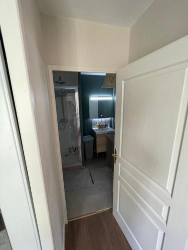 Bordeaux - Ravezie-Chartrons/ appartement en résidence privée