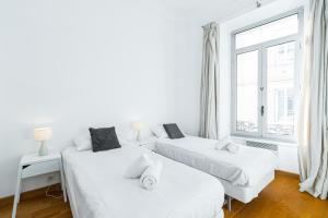 Bourgeois 3 bdrs & Large Terrace - 5mn from le Palaisdowtown