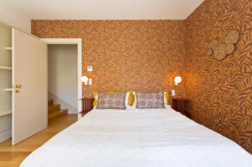BOUTIQUE Rentals-Isabella Ribeira Apt great views
