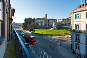 BOUTIQUE Rentals-Kinga’s Ribeira River great views