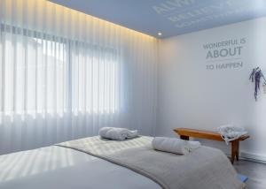BOUTIQUE RENTALS - Provence Apartment