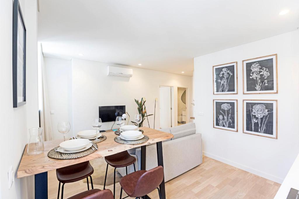 Brand New 1BD Apart. w/AC by LovelyStay 57 Rua do Paraíso 1ºJ, 4000-377 Porto
