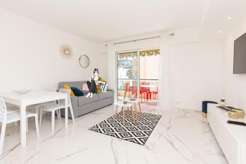 Brand new 2 bedrooms next to Croisette !