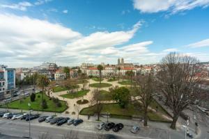 Brand New Apart Republic Square