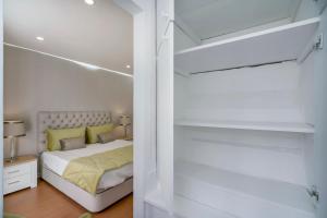 Brand New Downtown Apartment