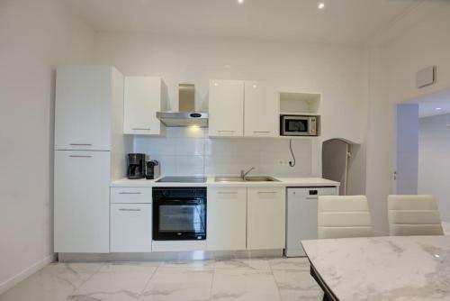 Brand New Duplex Apt/Old Town/Mins to Beach