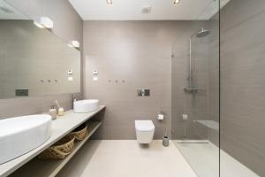 Brand New Luxury 3 Bedroom Apartment, Porto de Mos