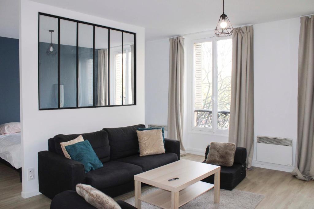 Appartement Brand new Parisian nest near the Arc de Triomphe 239 Rue du Faubourg Saint-Honoré 75008 Paris