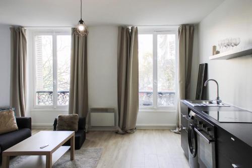 Brand new Parisian nest near the Arc de Triomphe