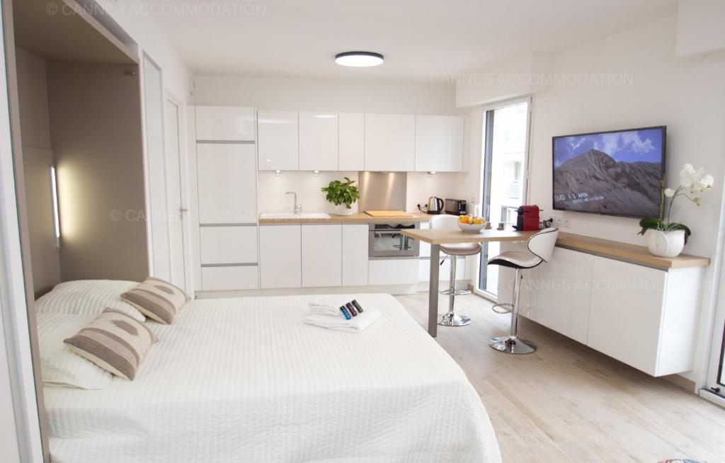 Appartement Brand new studio in the heart of Cannes 3ème étage 8 Rue des Frères Pradignac 06400 Cannes