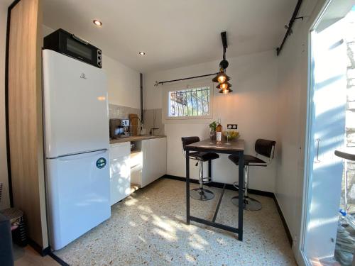 BREATHE - Unique Guest House : City center and nature