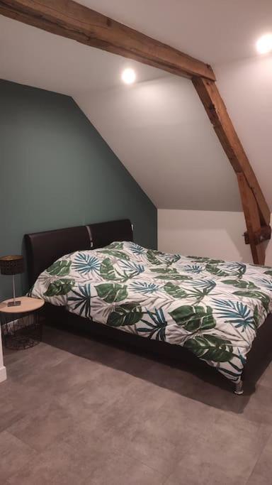 Breathtaking 2br with terrace close to beaches 06600 Antibes