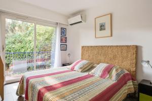 Breathtaking 2br with terrace close to beaches