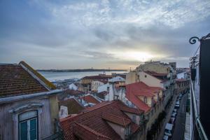 Appartement Breathtaking River View in Alfama Rua do Barão 14 5ºEsquerdo 1100-071 Lisbonne -1