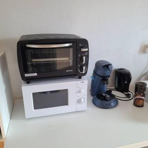 Brest appartement avec chambre et salon avec Internet