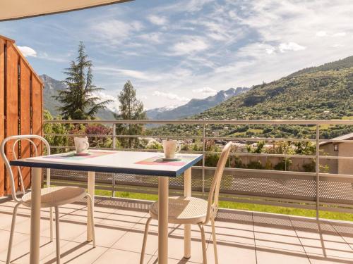 Appartement Appartement Briançon, 2 pièces, 4 personnes - FR-1-330C-58 3 Avenue Du Lautaret -  - Briançon