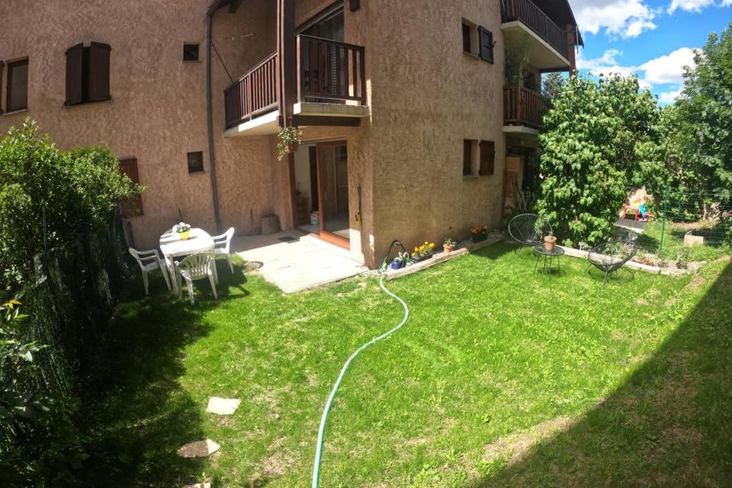 Appartement Briançon, Appartement avec jardin et terrasse. Appartement N°3 21 Rue Joseph Silvestre 05100 Briançon