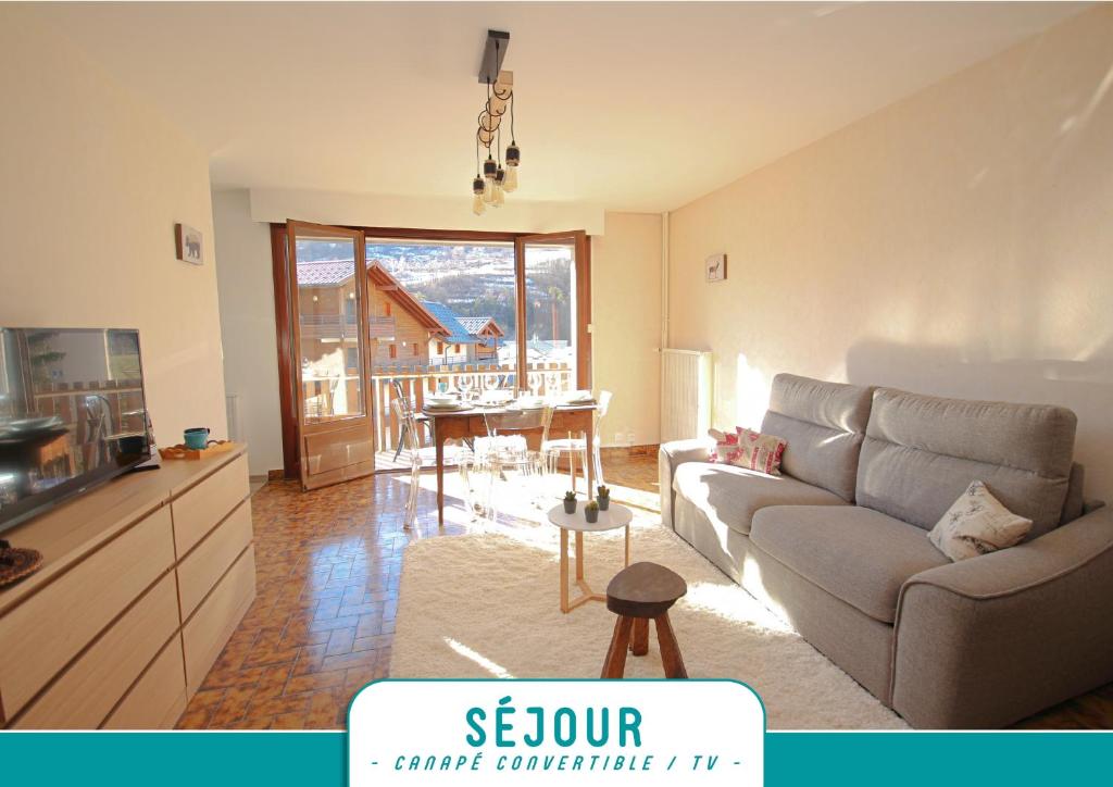 BRIANCON - SERRE CHEVALIER 1200 - Joli Appartement - Face aux Pistes en Centre Ville Résidence Du Parc - Bât. B2 - Rue Barthélemy Chaix, 05100 Briançon