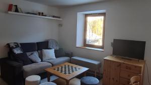 Briançon-Serre Chevalier - Apt 3 pièces - 4 à 6 couchages - Au calme-Jardin mis à dispo