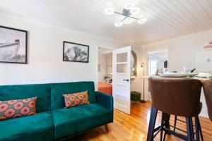 Bright 1 Bedroom Apartment in St George's Castle
