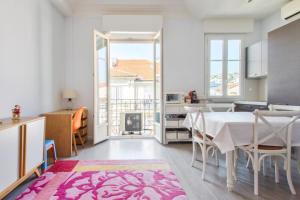 Bright 1-bedroom with balcony in the Musicians Quarter in Nice Welkeys