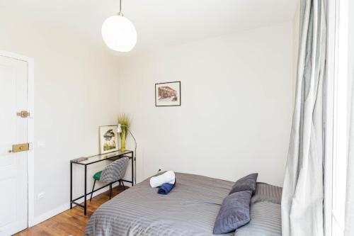 Bright 12m ideal for couple in Saint-Ouen