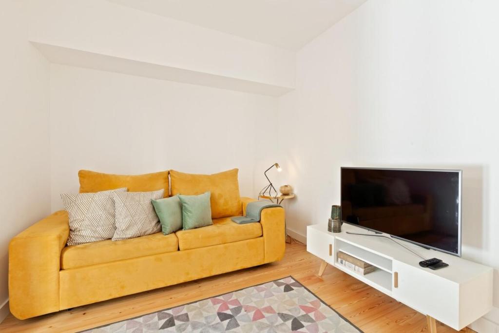 Appartement Bright 2 Bedroom Apartment with parking in Lisbon  1100-097 Lisbonne