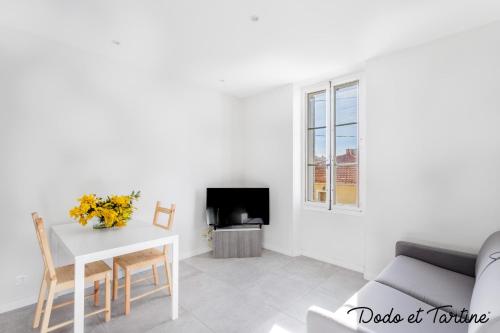 Bright 2 bedroom with AC - Dodo et Tartine