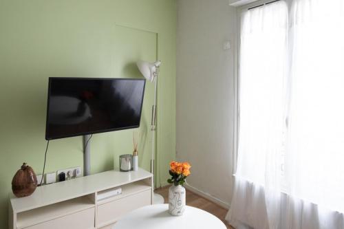 Bright 30m near Paris