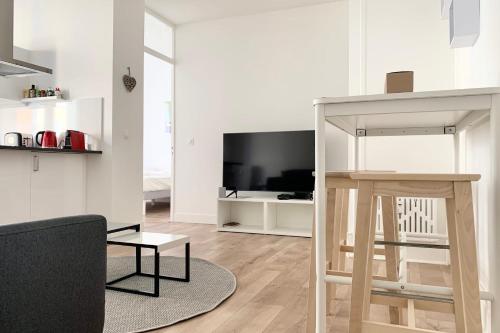 Bright 42m2 apartment fully renovated in 2021 #BT