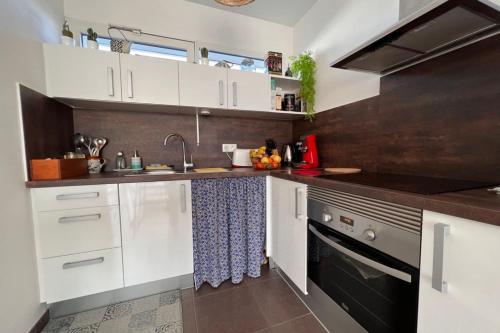 Bright 49m with nice terrace