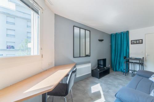 Bright and modern studio close to Part-Dieu - Welkeys