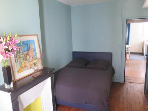 Bright and Newly Renovated Apartment, Hip Canal Saint-Martin Area, Central Paris