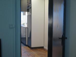 Bright and Newly Renovated Apartment, Hip Canal Saint-Martin Area, Central Paris