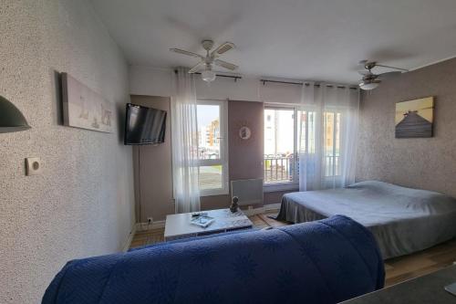 Bright And Well Equipped Studio In Cap D'agde