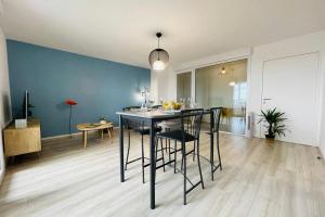Bright apartment in a new building with garage