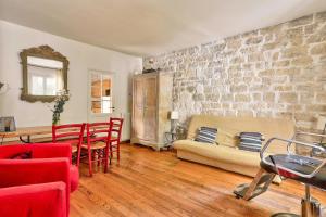 Bright apartment in the heart of Batignolles