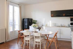 Bright apartment near Place du Trocadero