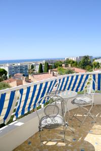 Appartement Bright Apartment with Sea View Building C, 4th floor 71 Avenue de la Lanterne 06200 Nice Provence-Alpes-Côte d\'Azur