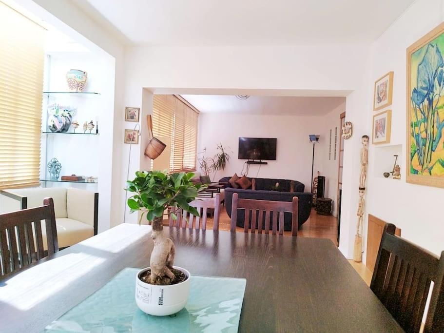 Appartement Bright&Artful Loft Typical Parisian Lifestyle Area 3 Rue Charles Weiss 75015 Paris